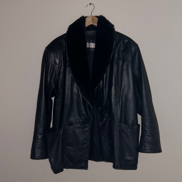 lavish leather - Picture 1 of 3